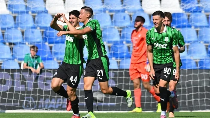 Kemenangan Dramatis Cremonese atas Sassuolo 1-0: Jay Idzes Gemilang, Alieu Fadera Jadi Pahlawan