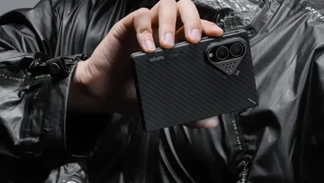 Pilihan Aksesori Terbaik untuk Samsung Galaxy Z Fold 8