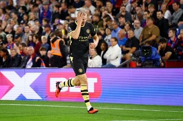 Erling Haaland Cetak Brace, Rayakan Gol dengan Gaya Rambut Baru
