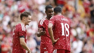 Carragher Khawatir dengan Kualitas Lini Tengah Liverpool