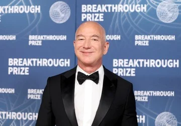Jeff Bezos Ramal Jam Kerja Jadi 3 Hari Seminggu Berkat AI